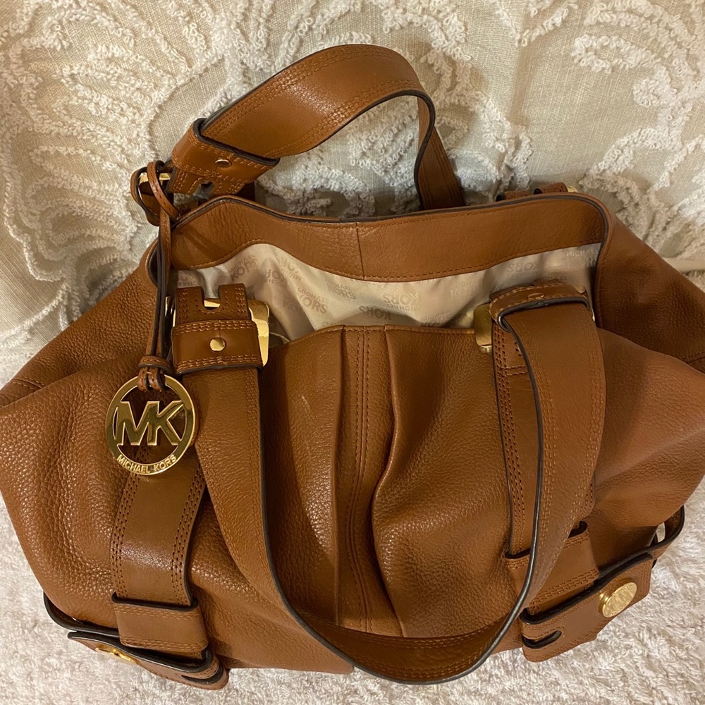 Micheal Kors Purse